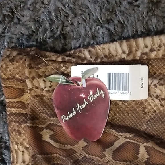 Halter Top - Picture 3 of 3